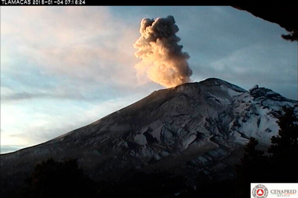 Emite el Popocatépetl 113 exhalaciones