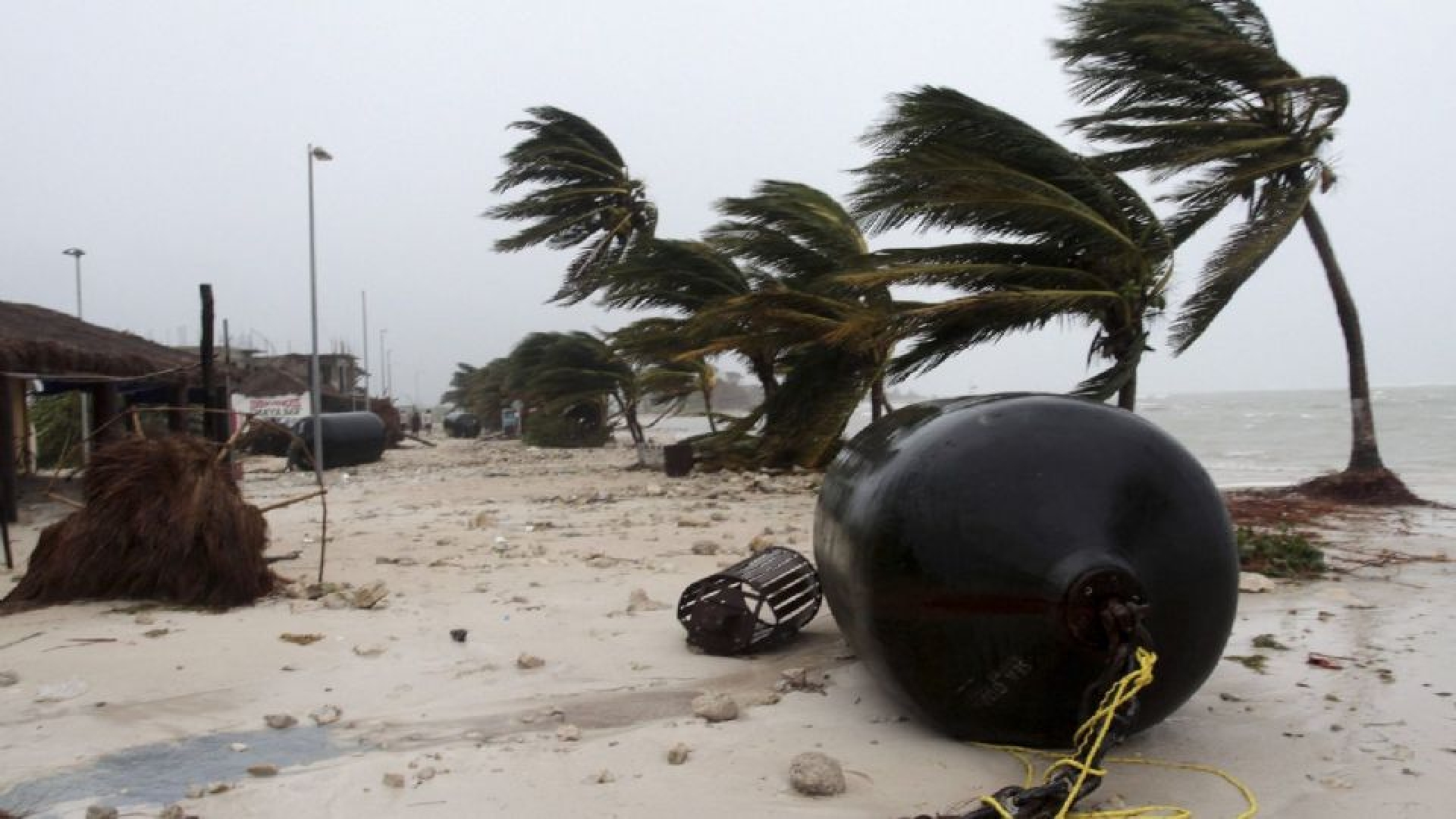 Se forma la tormenta tropical 'Ramón' al suroeste de Cabo San Lucas