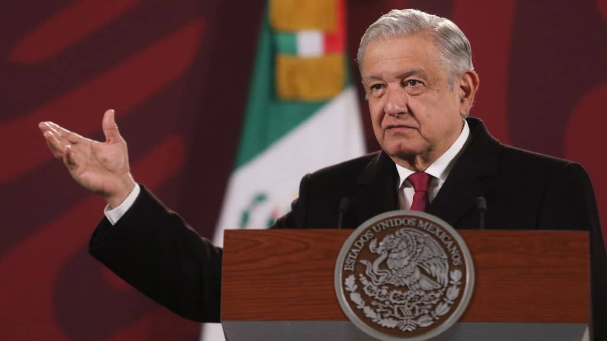 AMLO "está muy bien, evoluciona favorablemente" ante COVID