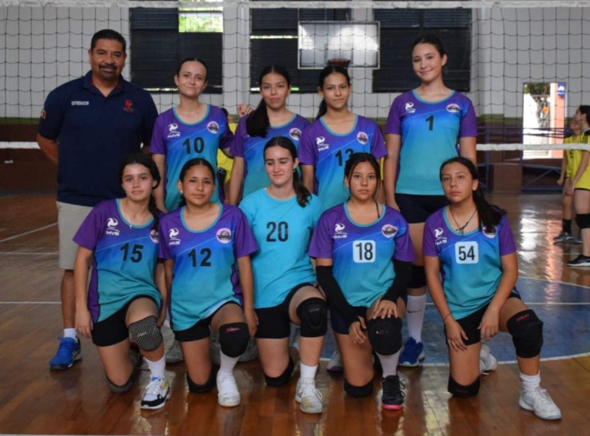 Presentan nueva liga de voleibol
