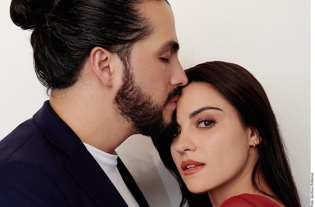 Maite Perroni confirma que está embarazada