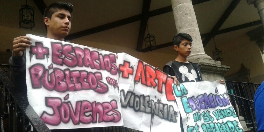 Protestan Tribus Urbanas afuera del Congreso local