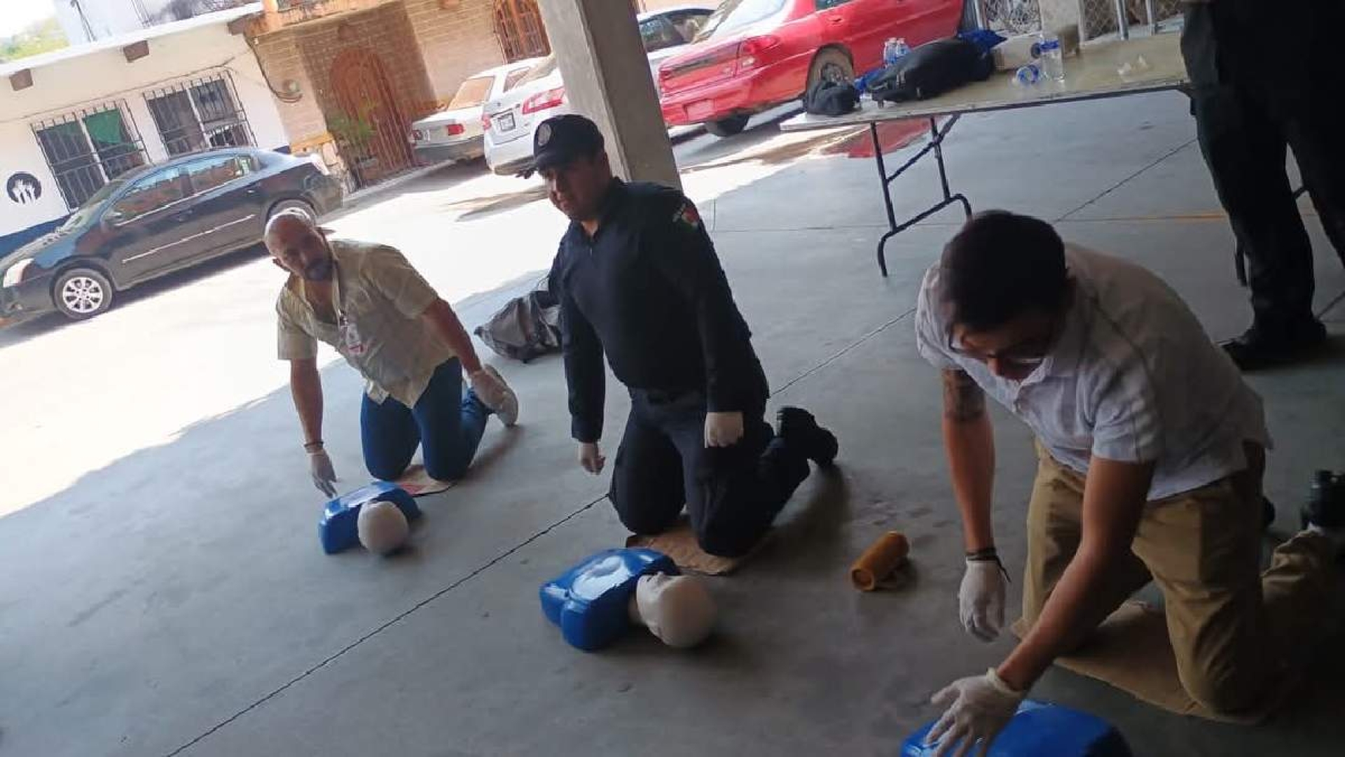 Capacitan a funcionarios de Amacuzac en primeros auxilios