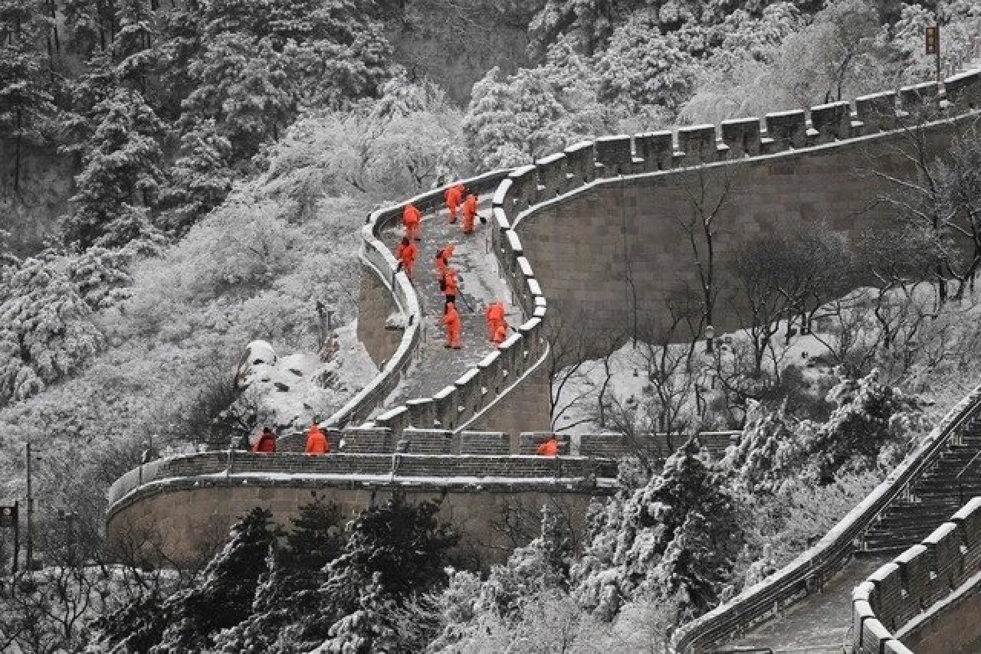 Choque de trenes en medio de nevada en China deja 515 heridos