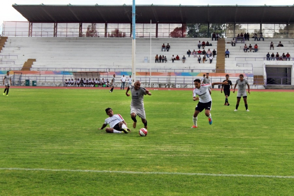 Athletic Club Cuernavaca saca provecho del partido ante Gladiadores