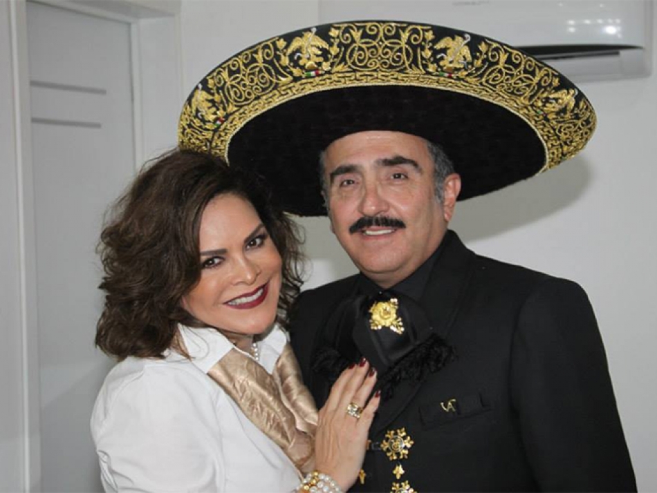 Mara Patricia Castañeda confirma su divorcio de Vicente Fernández Jr.