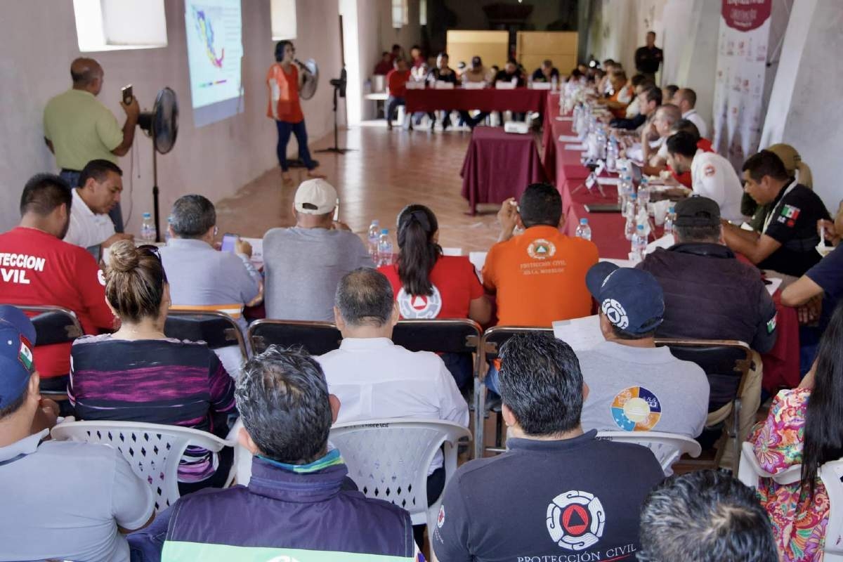 Realizan reunión estatal de protección civil en Tlaquiltenango