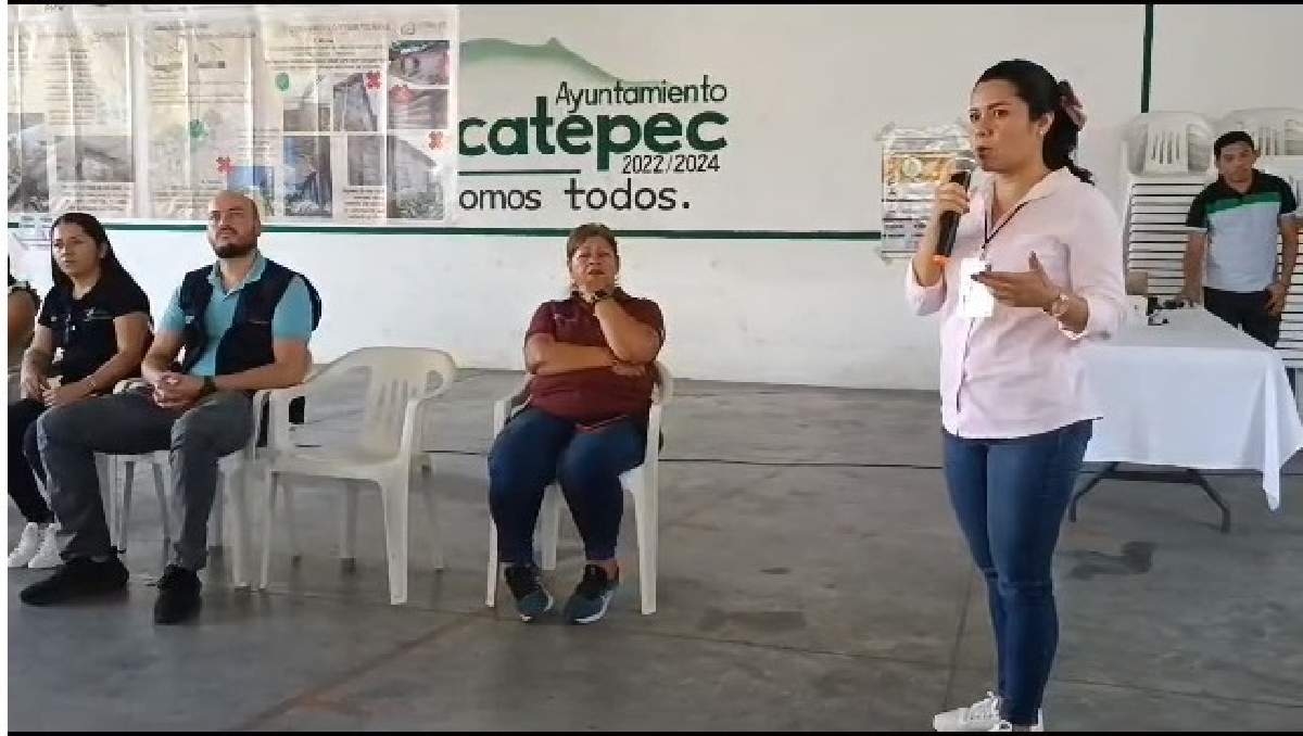 Ciudadanos de Zacatepec reciben apoyo para vivienda
