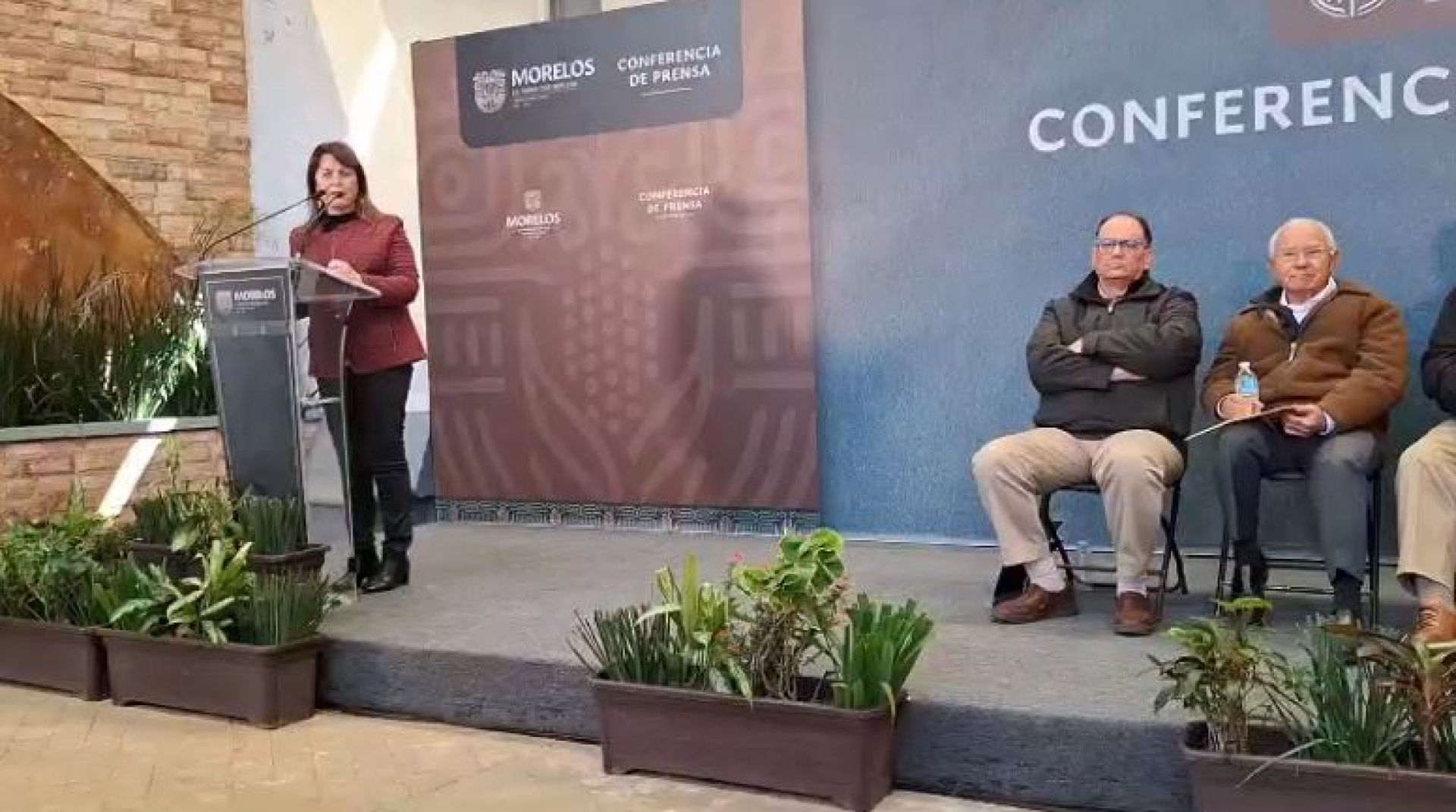 Se analizará reclamo de trabajadores de Salud y se respetarán derechos laborales, asegura gobernadora
