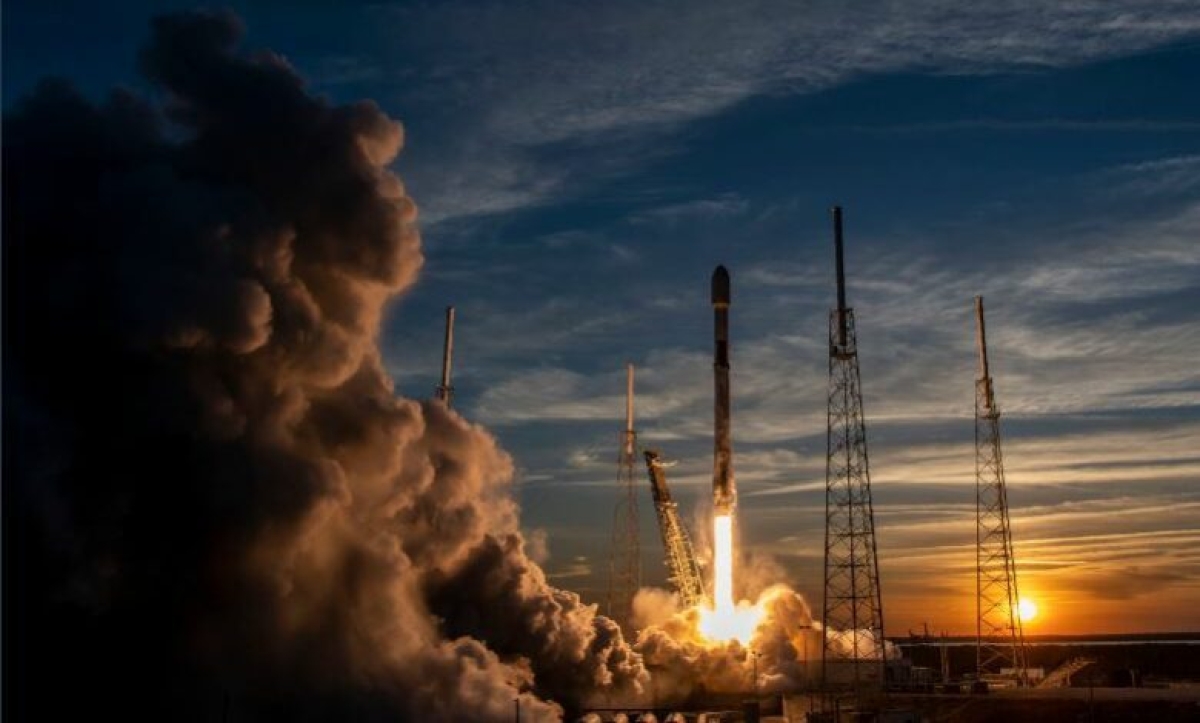 Misión de SpaceX despega hacia la Estación Espacial Internacional