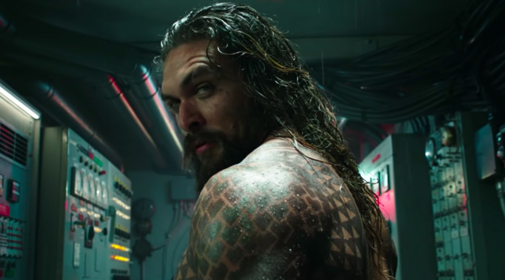 El nuevo tráiler de Aquaman muestra al rey de los 7 mares en toda su gloria