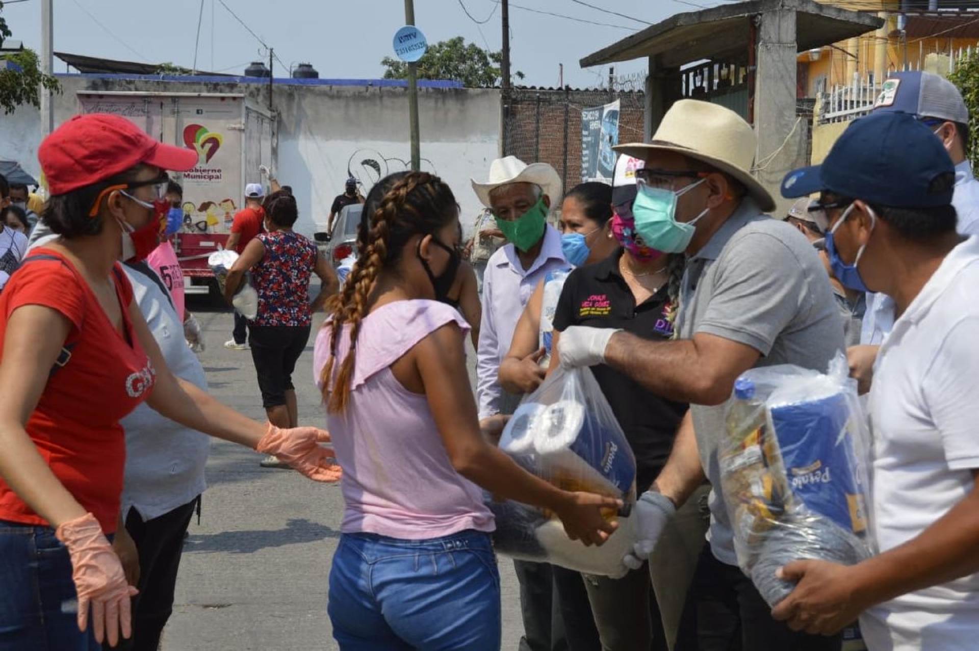 Concluye primera entrega de despensas en Yautepec