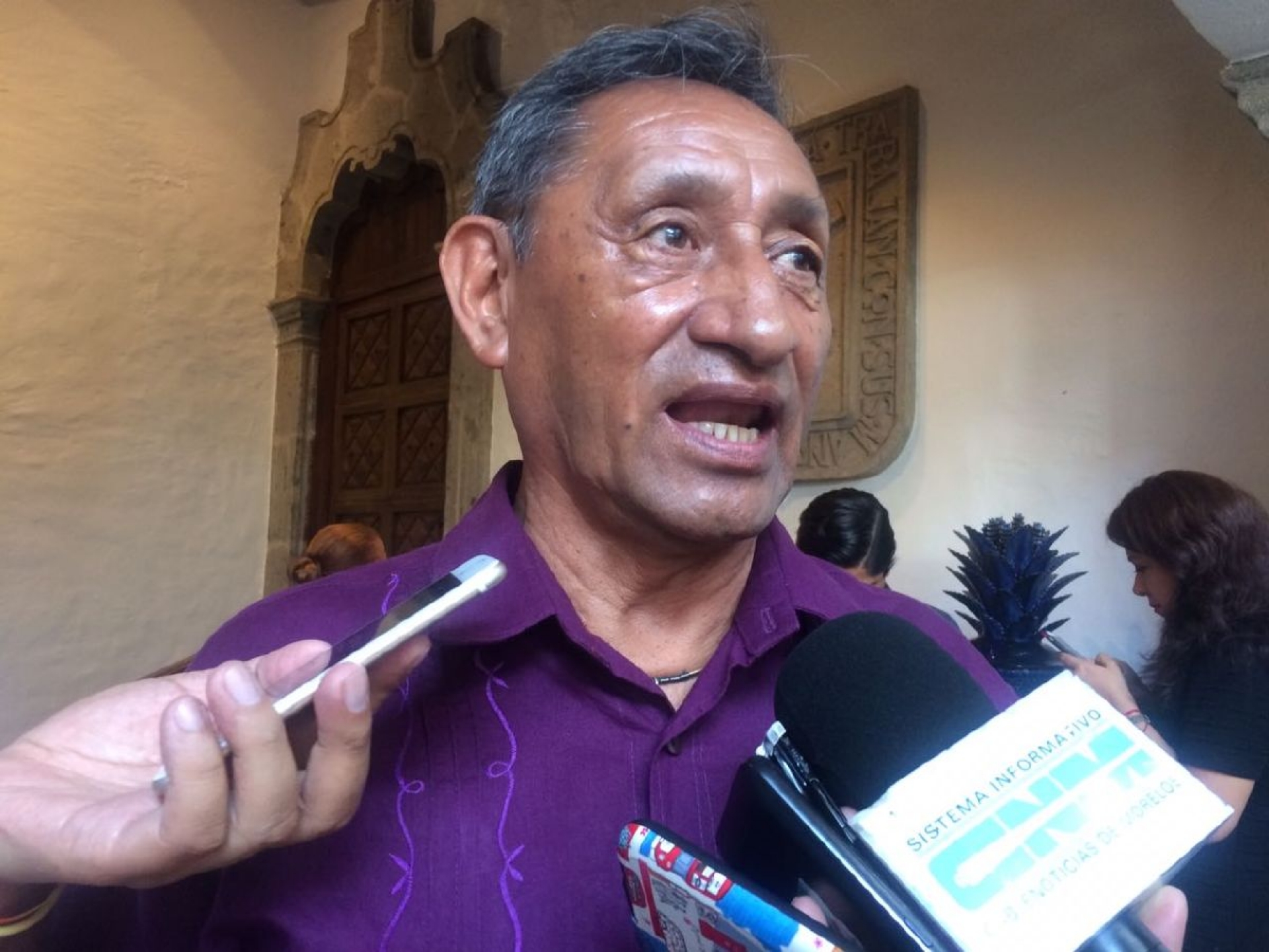Retiran a taxis y “rutas” piratas con permisos vencidos