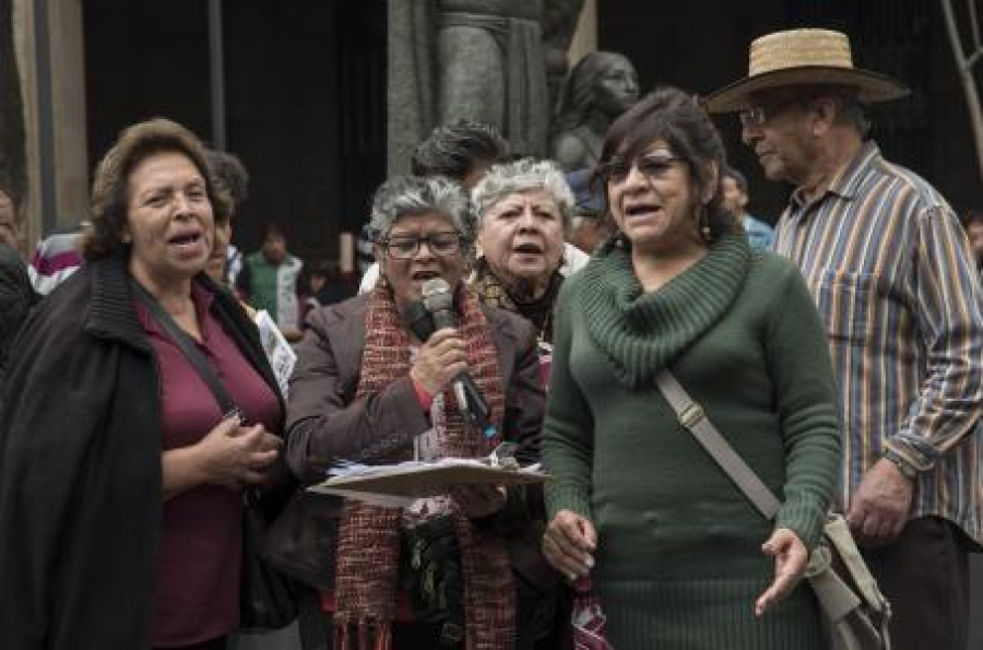 Jubilados serán pobres si dependen de su Afore