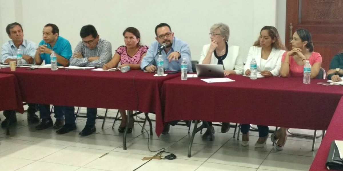 Llevan a cabo mesa de trabajo en el tema de participación ciudadana