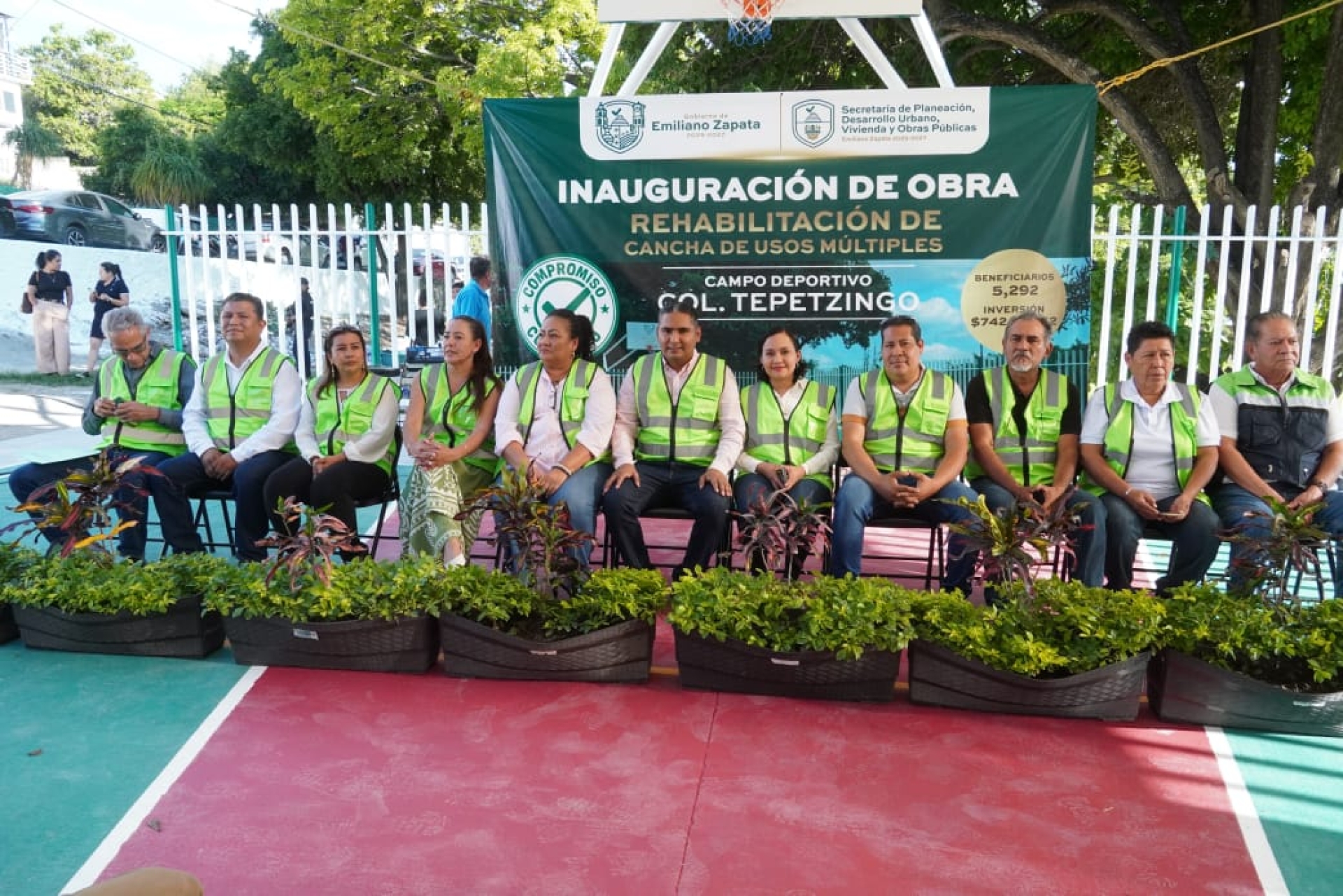 Inaugura Santos Tavarez cancha de usos múltiples en Tepetzingo