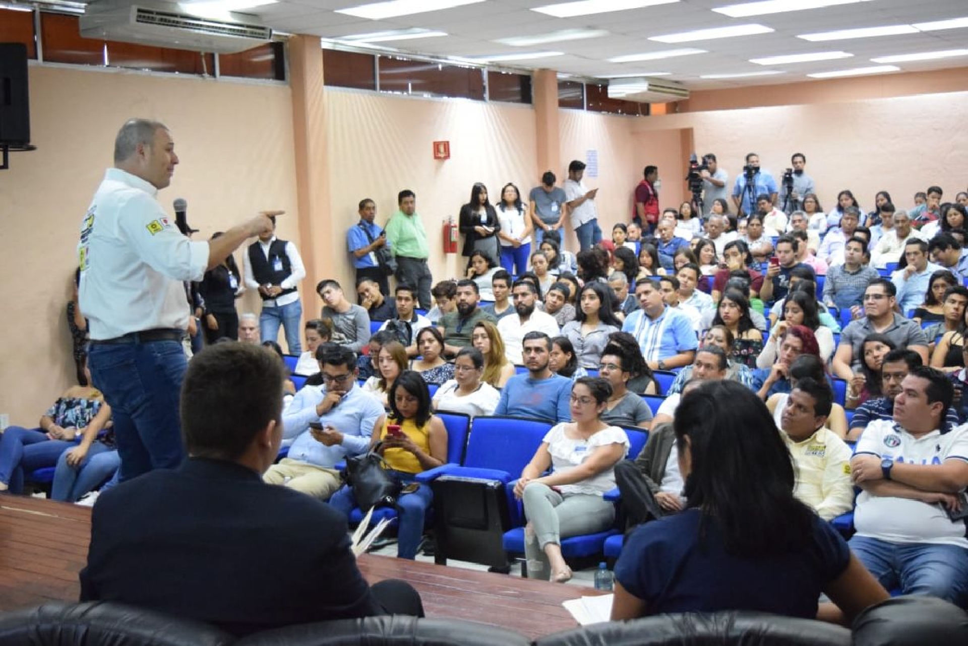 Saneamiento financiero, compromiso de Gayosso con la UAEM