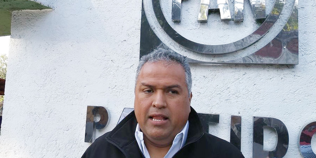 Al momento: Renuncia Luis Miguel Ramírez al PAN