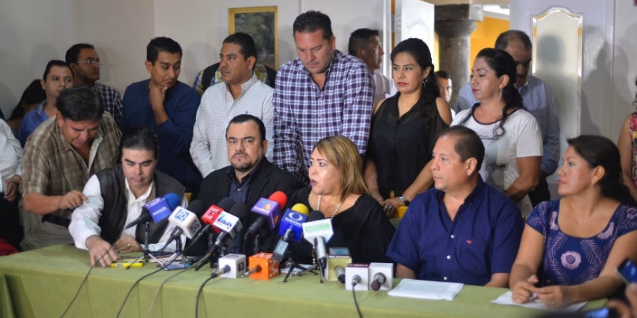 Anuncian firma del contrato laboral 2017 con el Sindicato Único de Trabajadores del Poder Legislativo