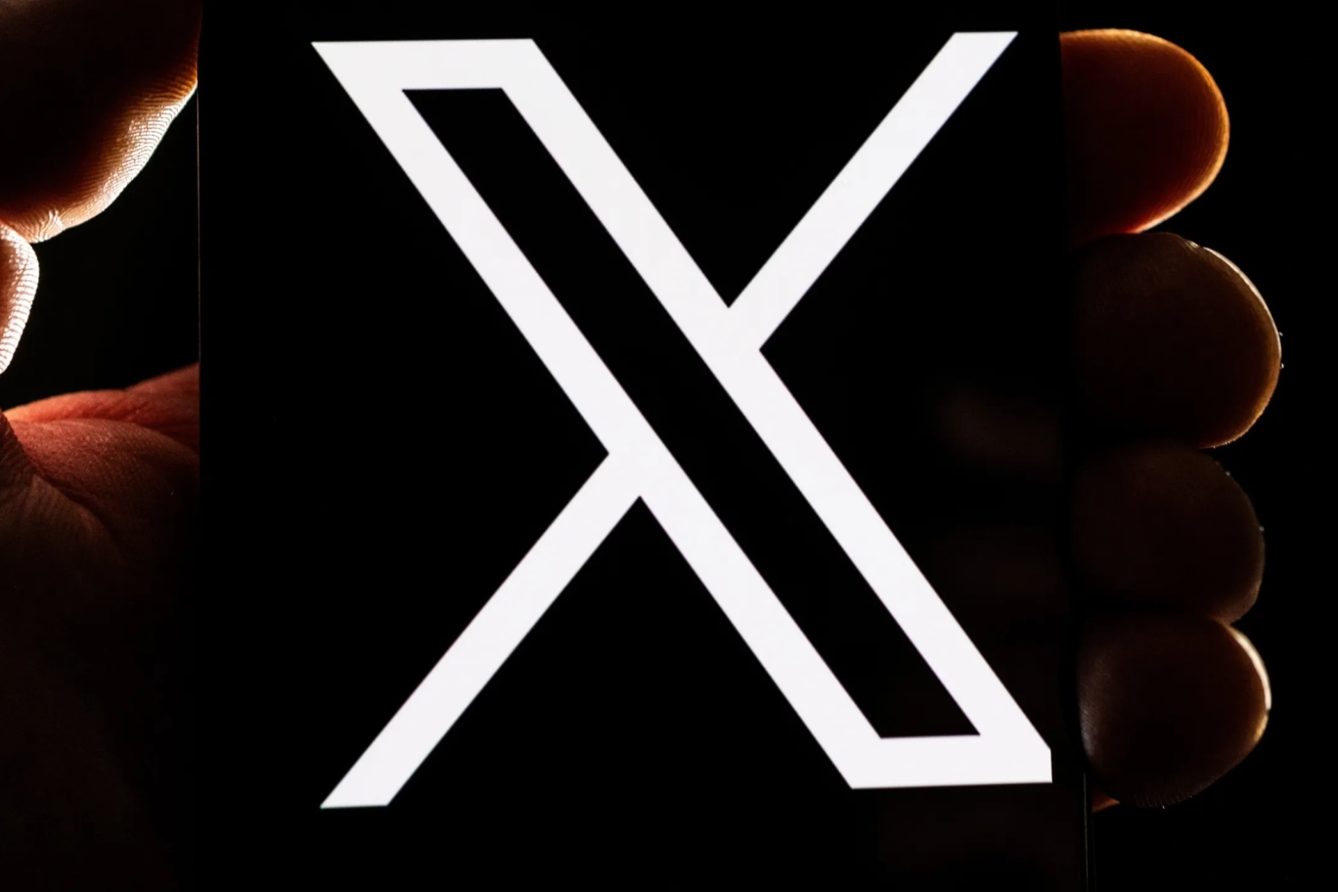 X registra caída global y deja sin servicio a miles de usuarios