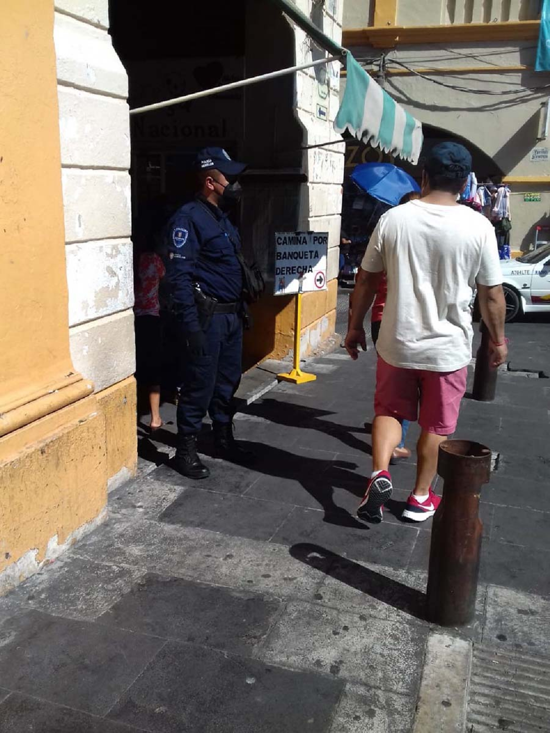 Limitan más el acceso al jardín Juárez