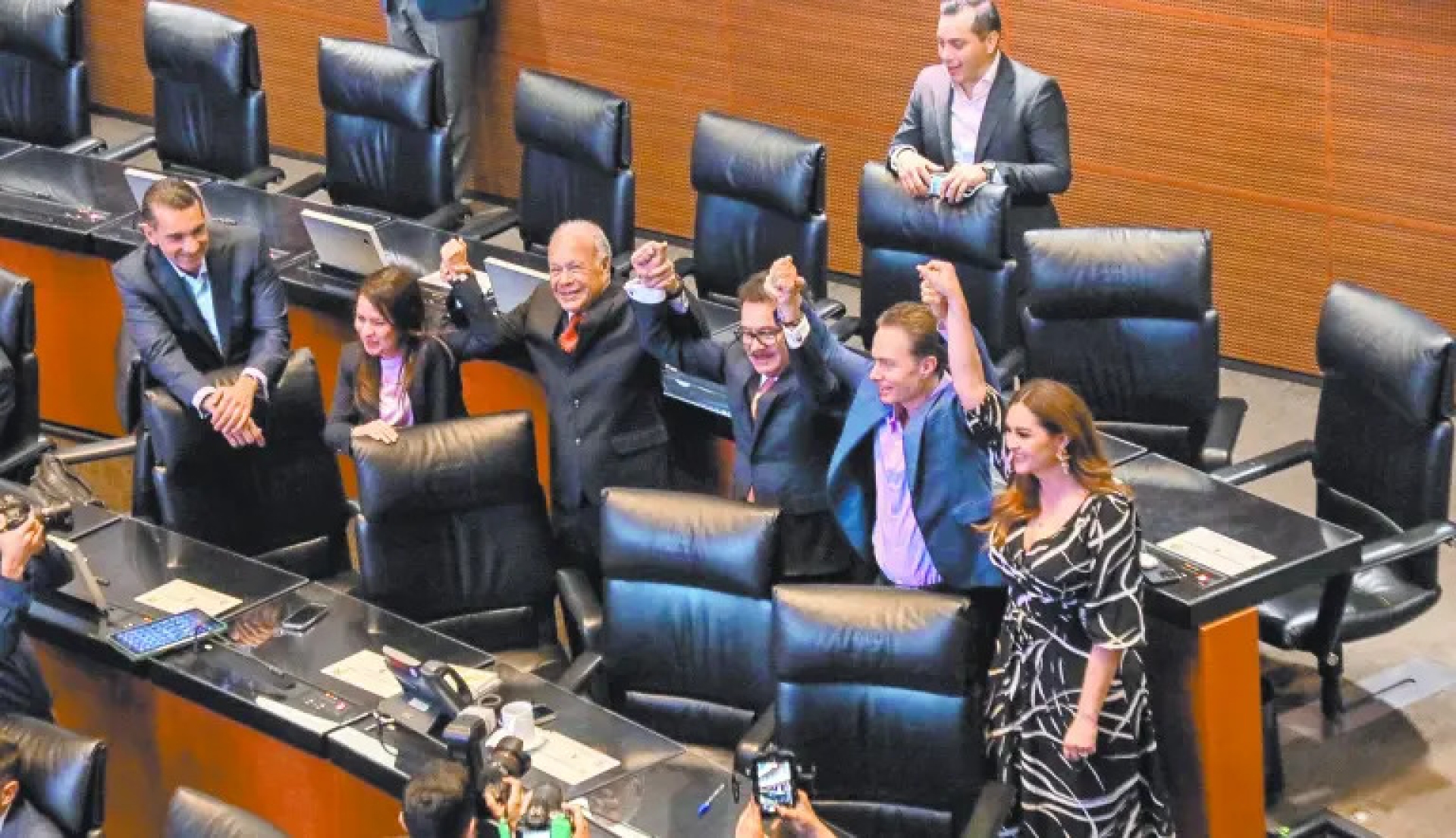 Senado avala Plan B electoral; descartan revocación de mandato en 2027