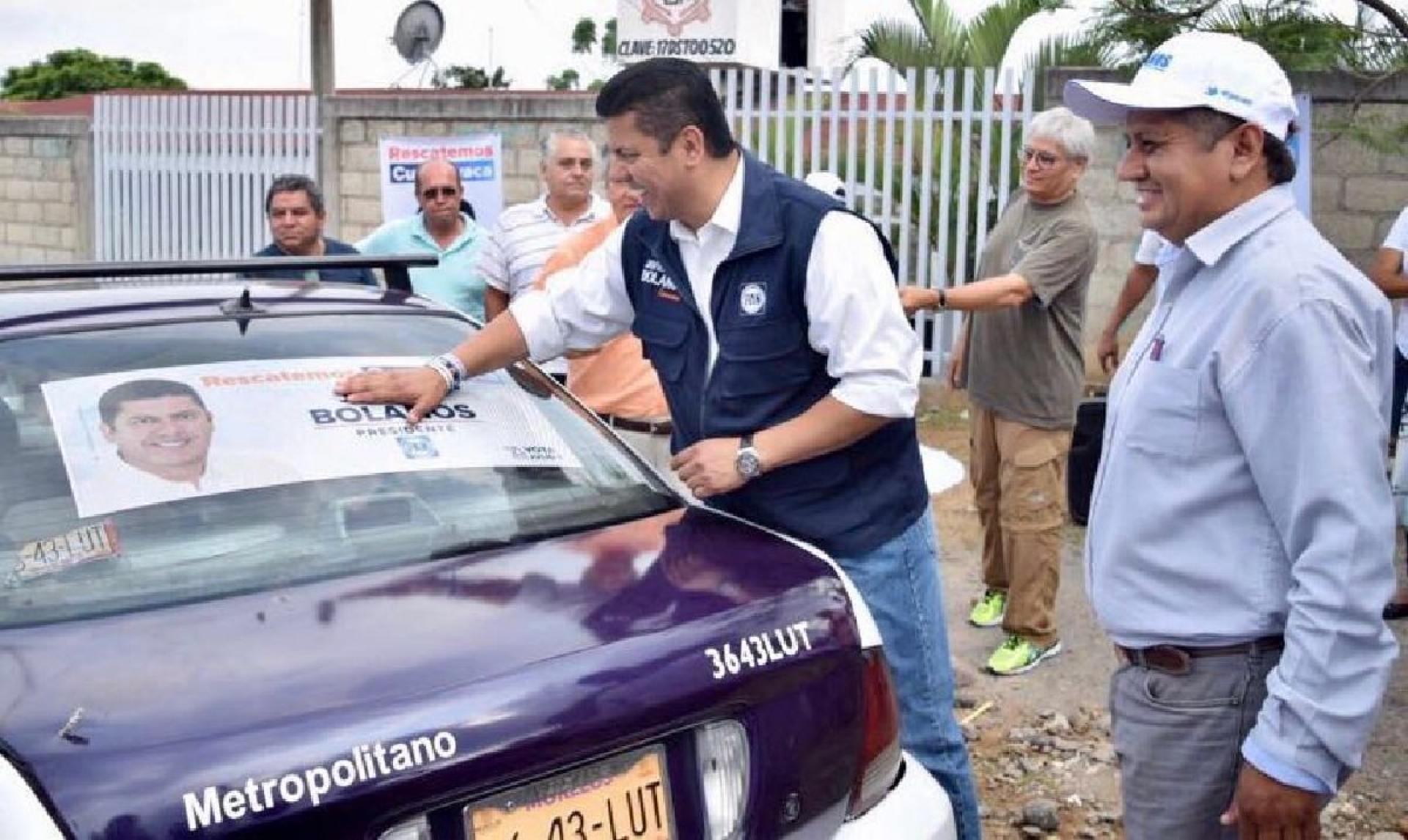 Más taxistas dan respaldo a Javier Bolaños