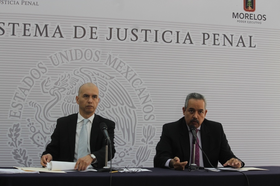 Es de risa, 800 mil para concientizar en nuevo sistema