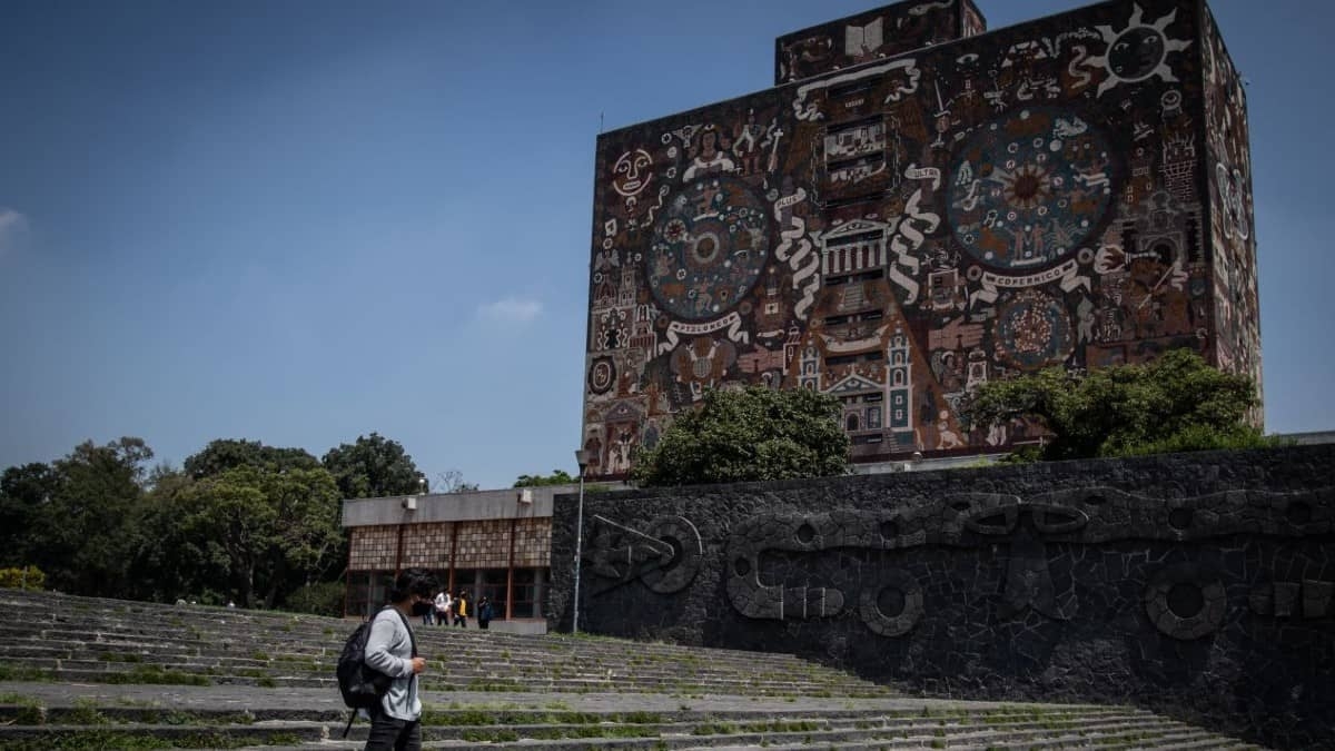 UNAM llama a retomar las clases presenciales