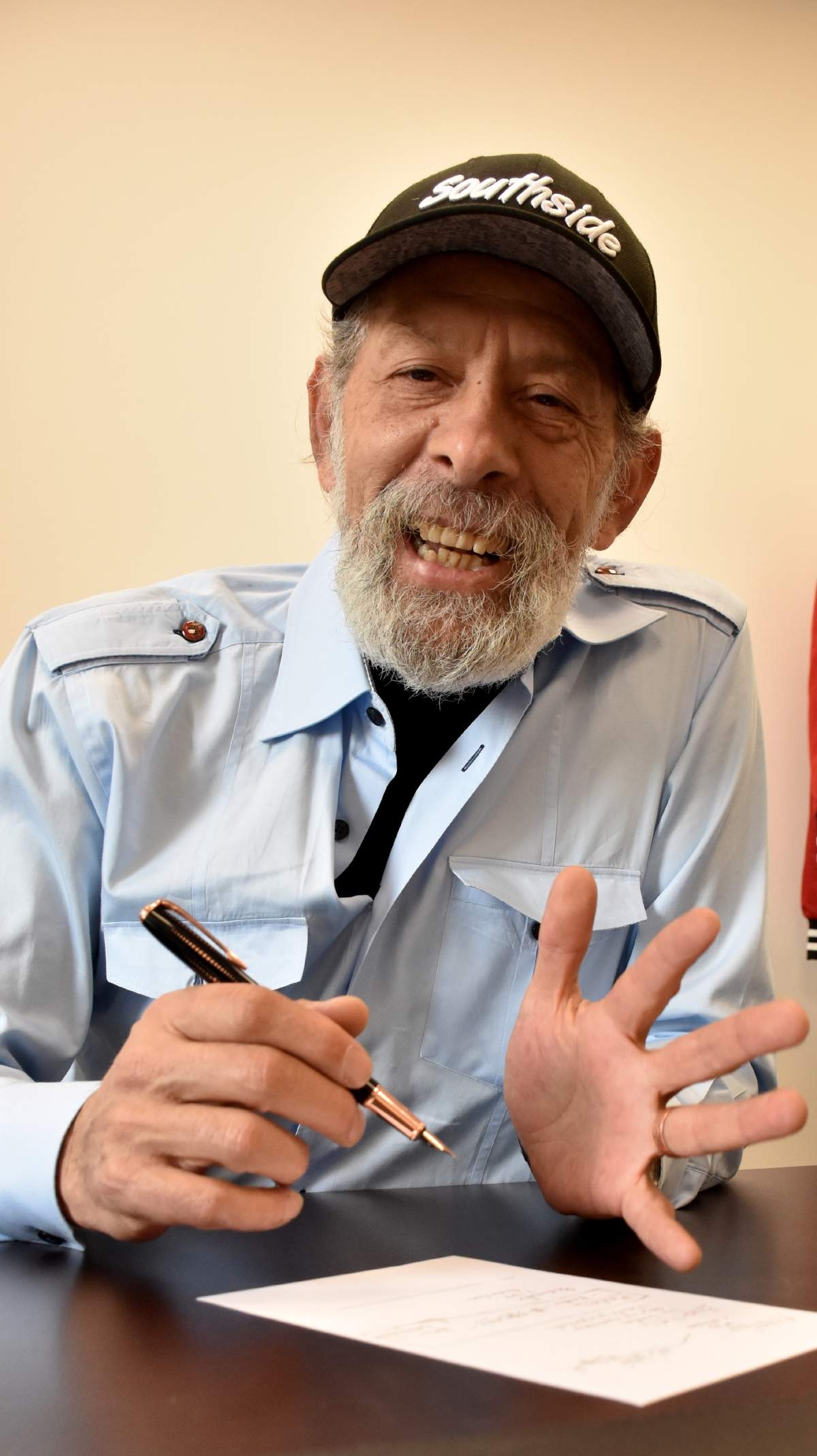 Jorge Mújica regresa de Chicago para ser diputado migrante