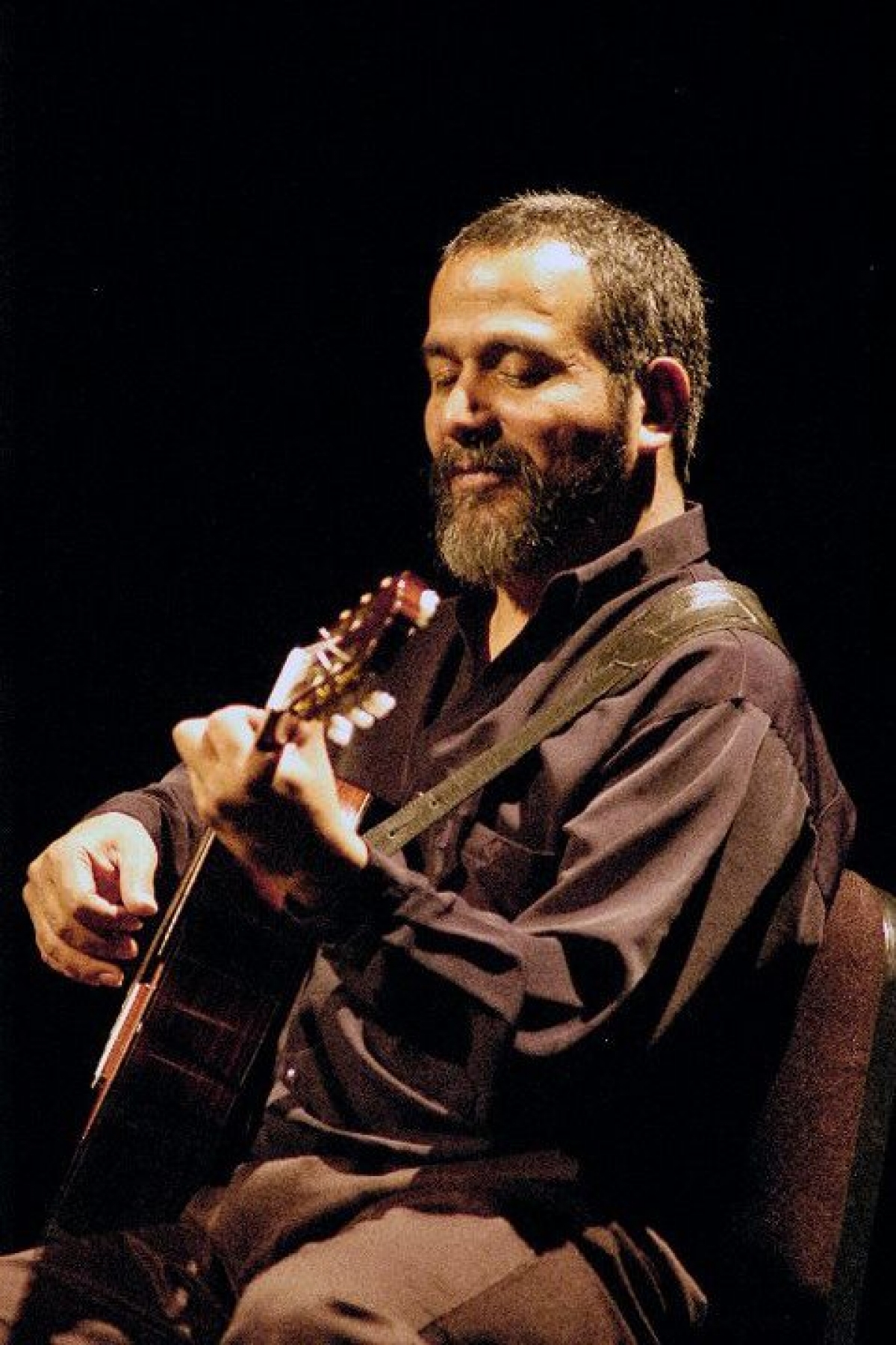 Canto el mundo y mi tiempo: Rafael Mendoza