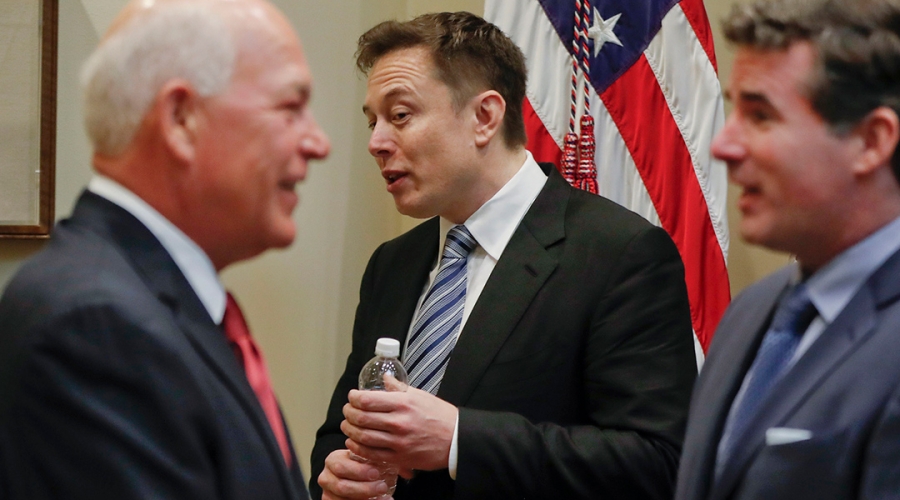 Elon Musk cumple su palabra: renuncia como asesor de Donald Trump
