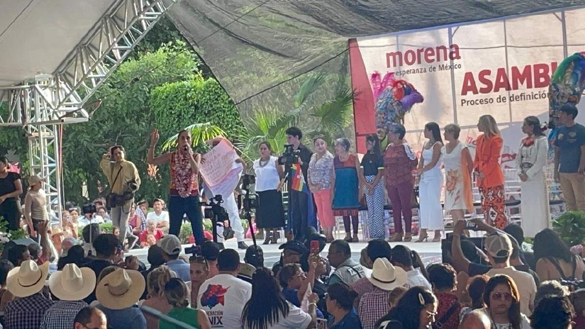 Llama Claudia Sheinbaum a las mujeres a hacer el cambio