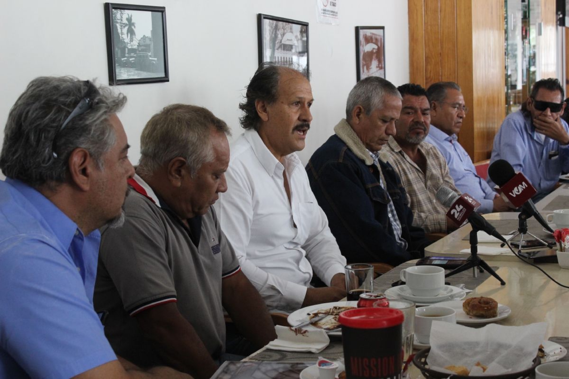 Piden cancelar permisos y concesiones que otorgó Graco