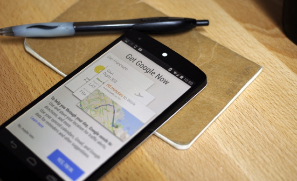 ¿Es apropiado sacrificar la privacidad por sistemas como Google Now, Cortana o Siri?