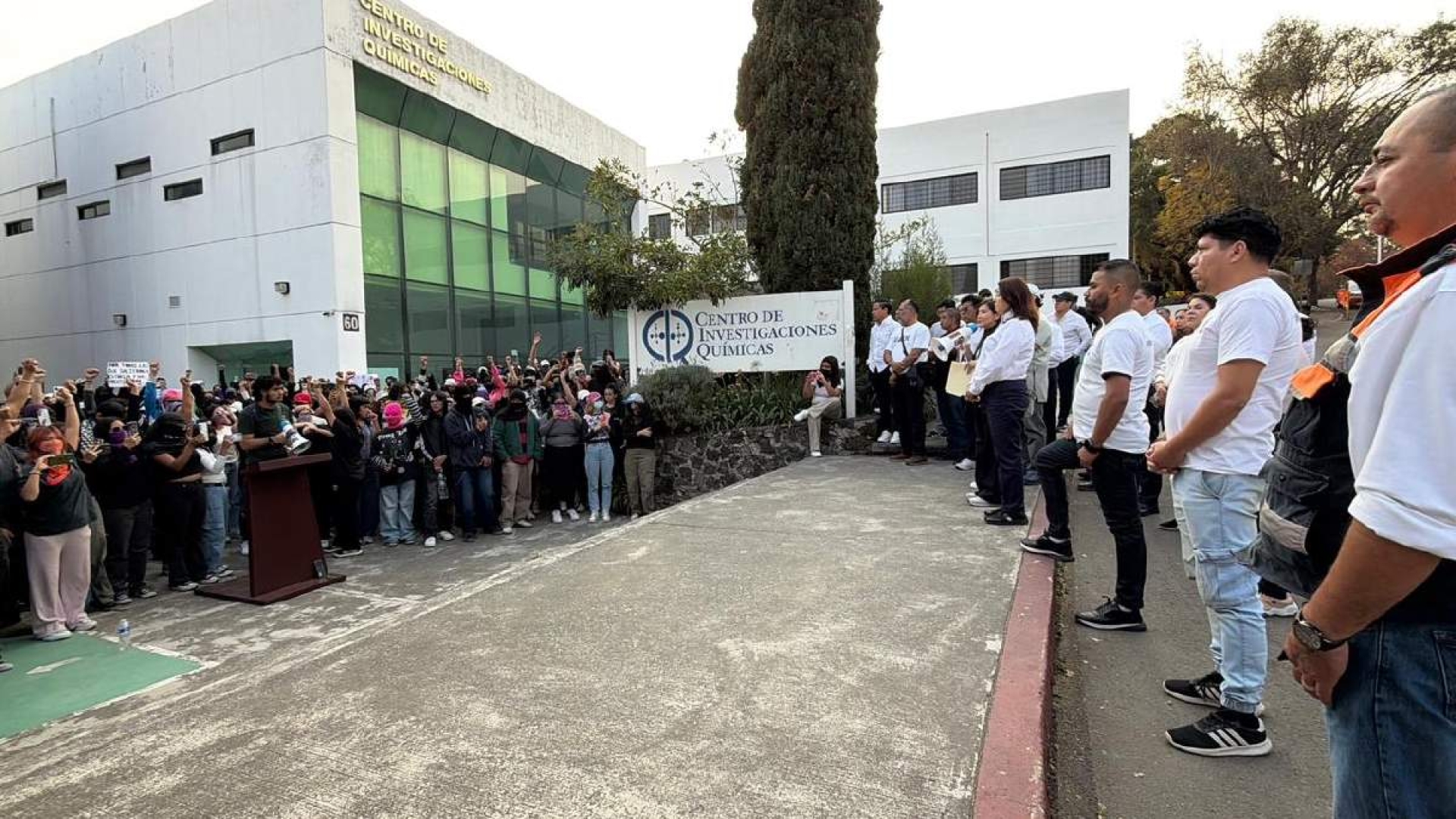 Cumplió diez días el cierre de instalaciones en la UAEM