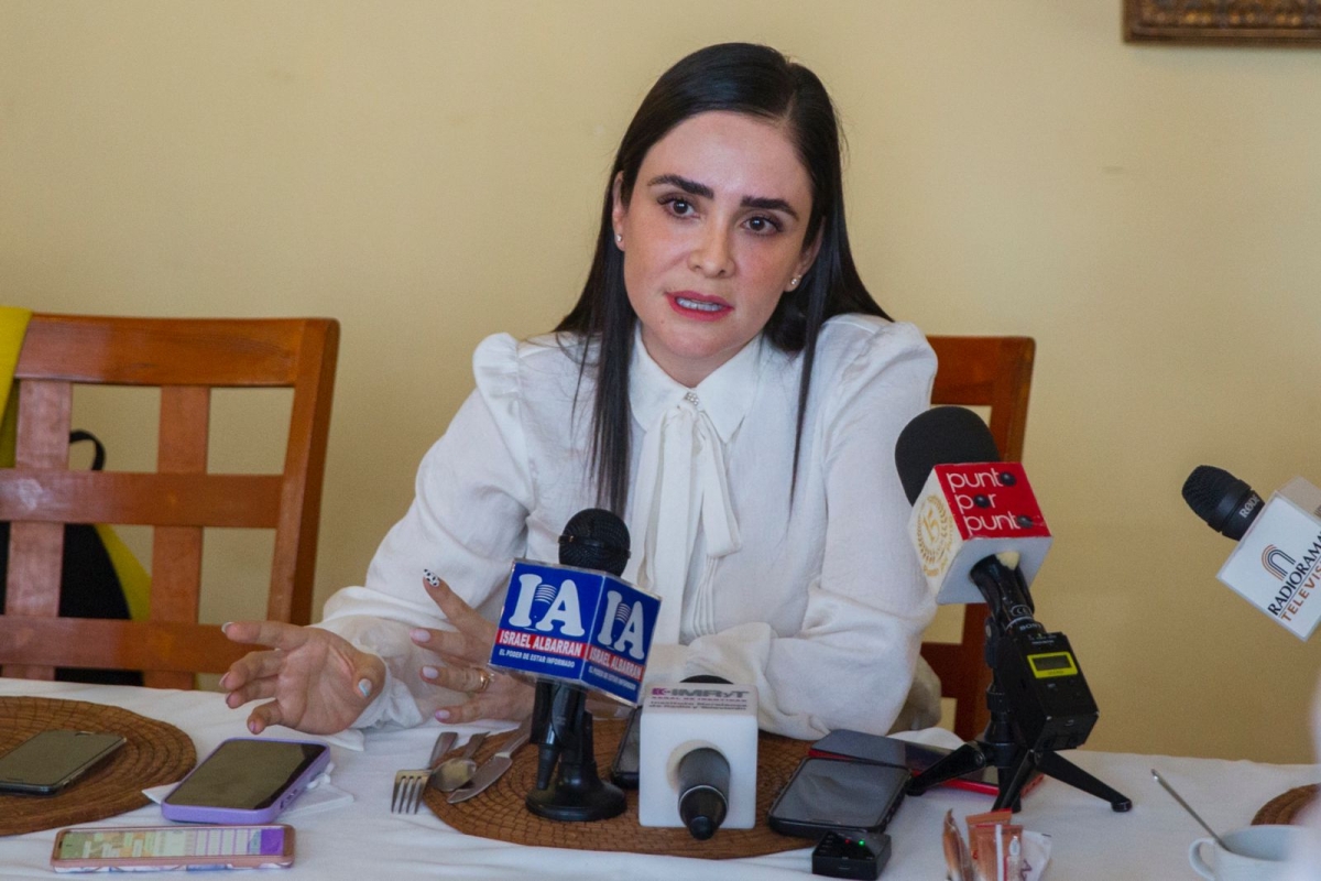 Le gana Gabriela Marín a Roberto Yáñez