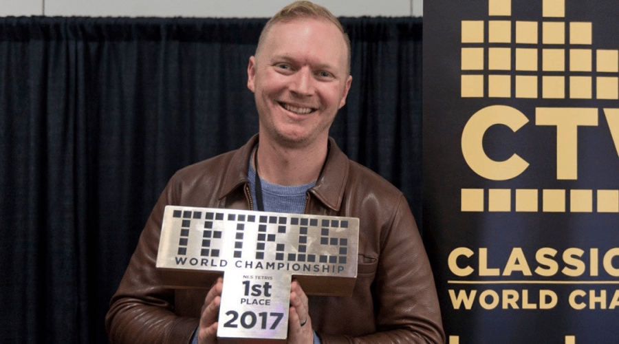 Este hombre rompió un récord de Tetris… ¡y ni siquiera se dio cuenta!
