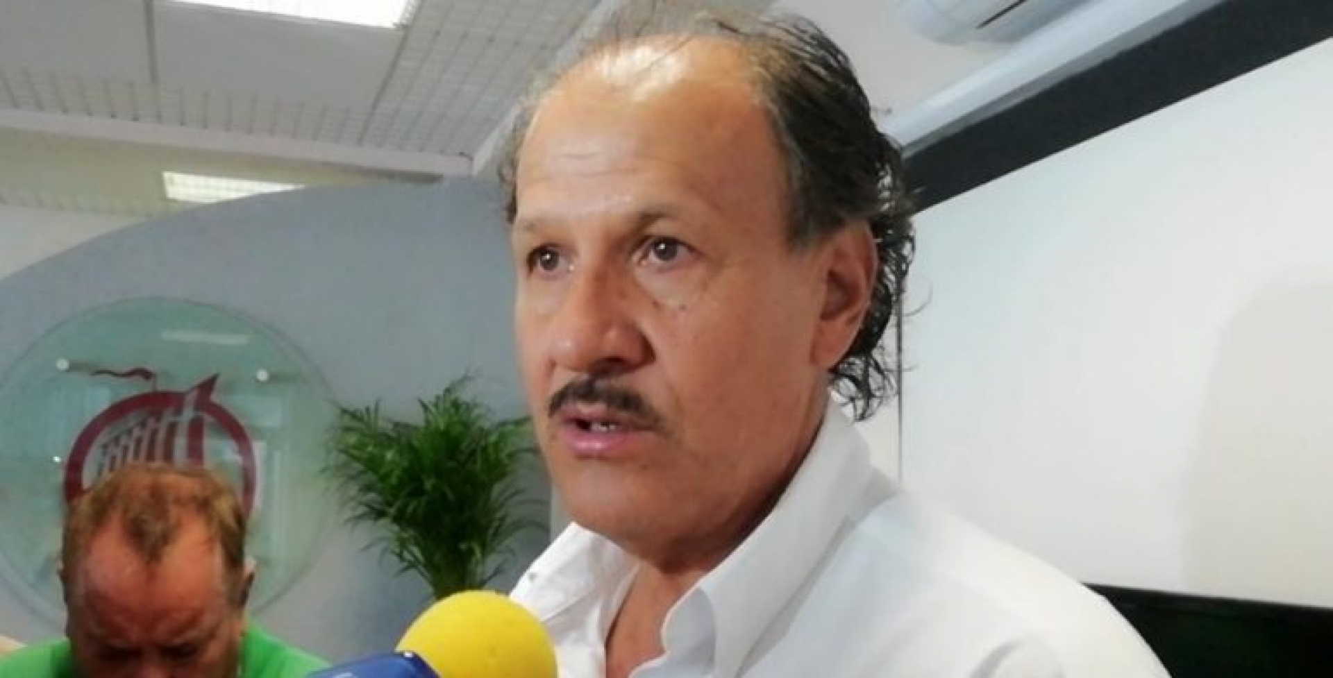 Ruteros anuncian protestas contra reemplacamiento