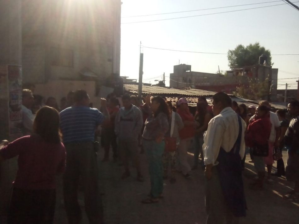 Pobladores de patios de la estación continúan movilizaciones para exigir agua