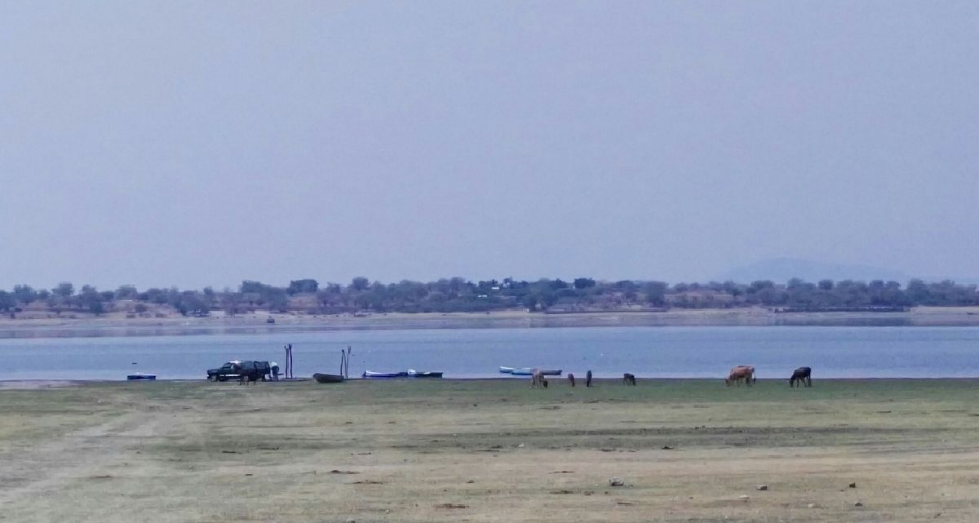 Inician reparación del canal Perritos que abastece la laguna de El Rodeo
