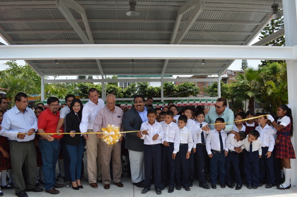 Inauguran la techumbre de la Primaria Emiliano Zapata en Cuautla