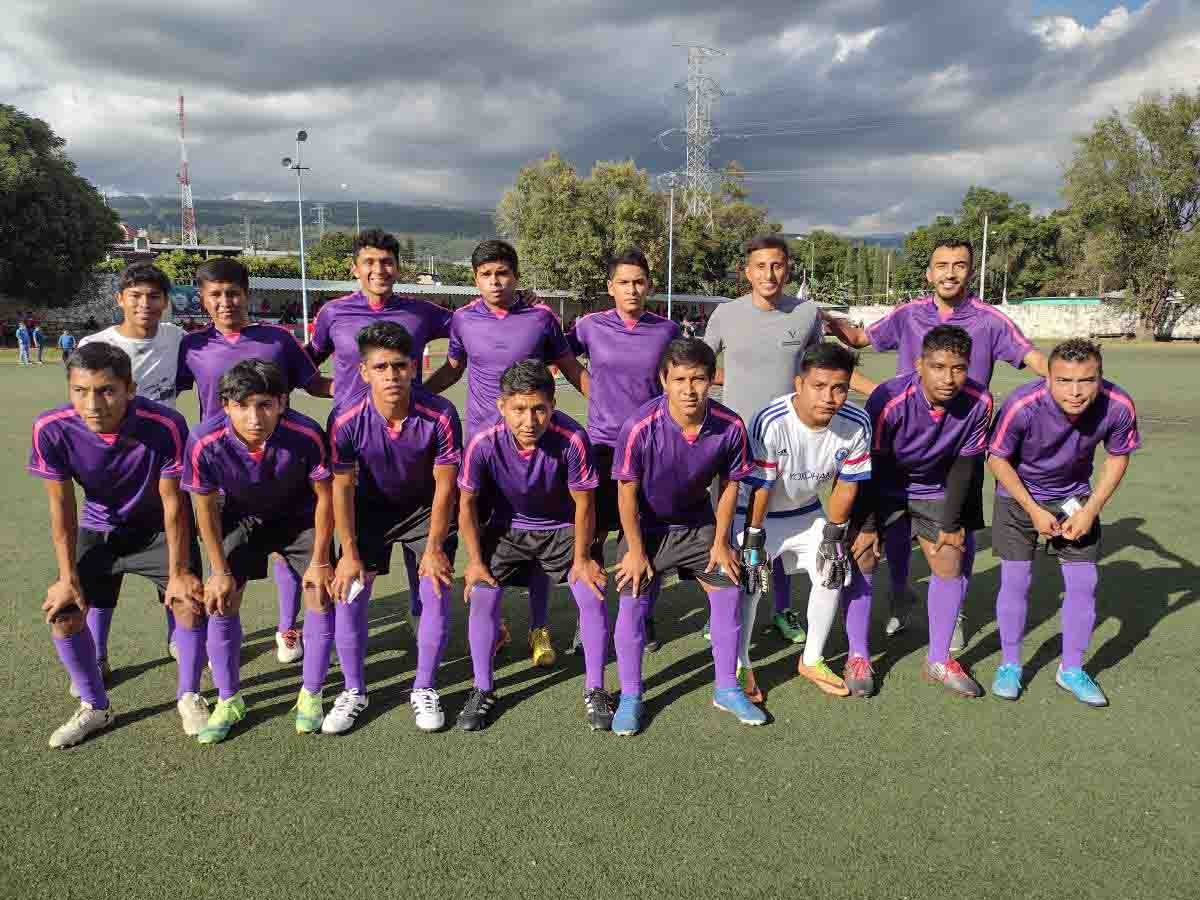 Amatitos, invitado a los Octavos de Final