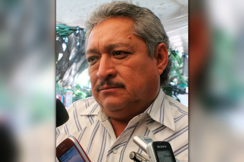 Taxistas insisten en la creación del padrón de operadores