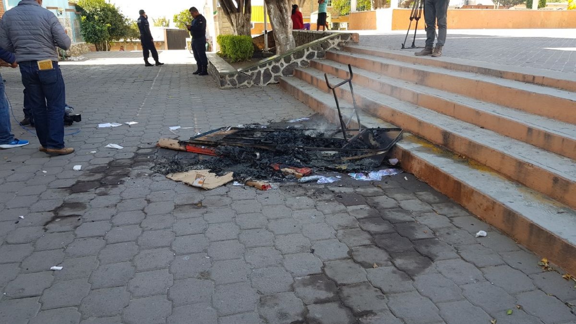 Fueron quemadas urnas en Temoac, Amilcingo y Amayuca