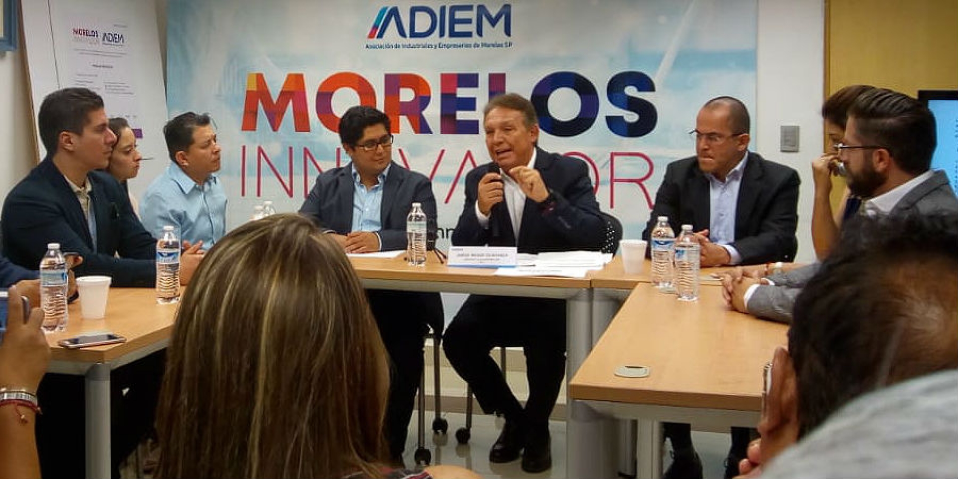 Firma candidato del PRI al gobierno del estado compromiso de nueve ejes propuestos por ADIEM