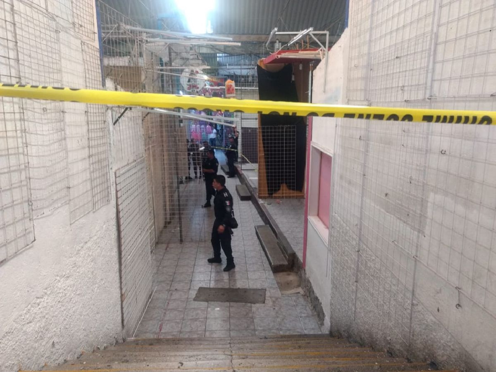 Acribillan a dos comerciantes en la plaza “Lido”