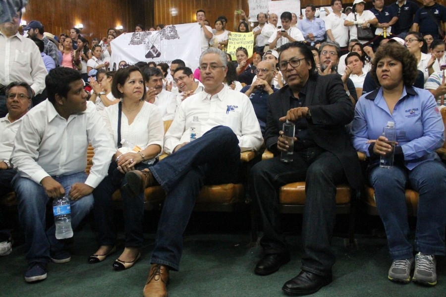 El rector de la UAEM hace llamado a la calma a sindicatos ante déficit de recursos