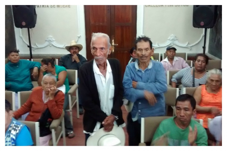 Exigen destitución de ayudante de la colonia Tres de Mayo