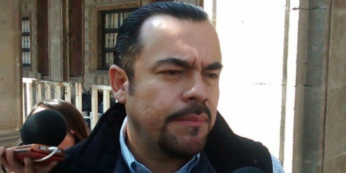 Se reúnen diputados con secretario de Hacienda para revisar distribución de presupuesto